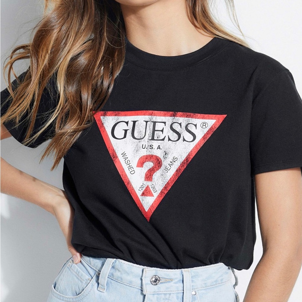Women’s Guess shirt